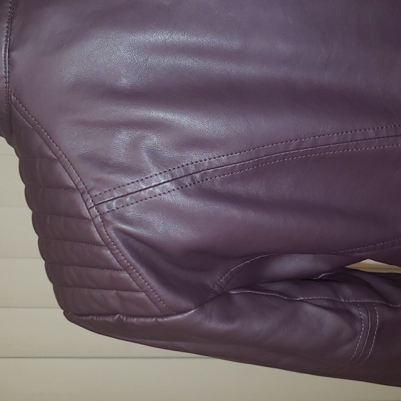 New York & Co Burgundy Faux Leather Jacket Sz M - Picture 10 of 15